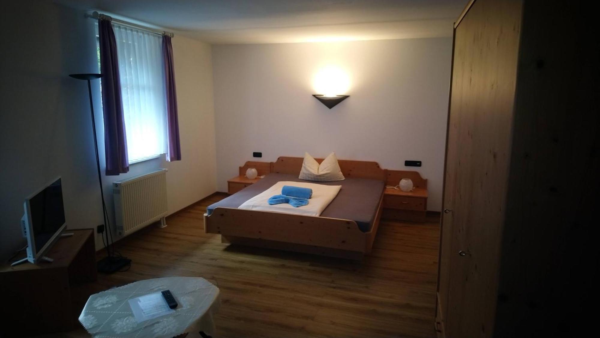 Hotel Waldhaus Romhild Екстериор снимка