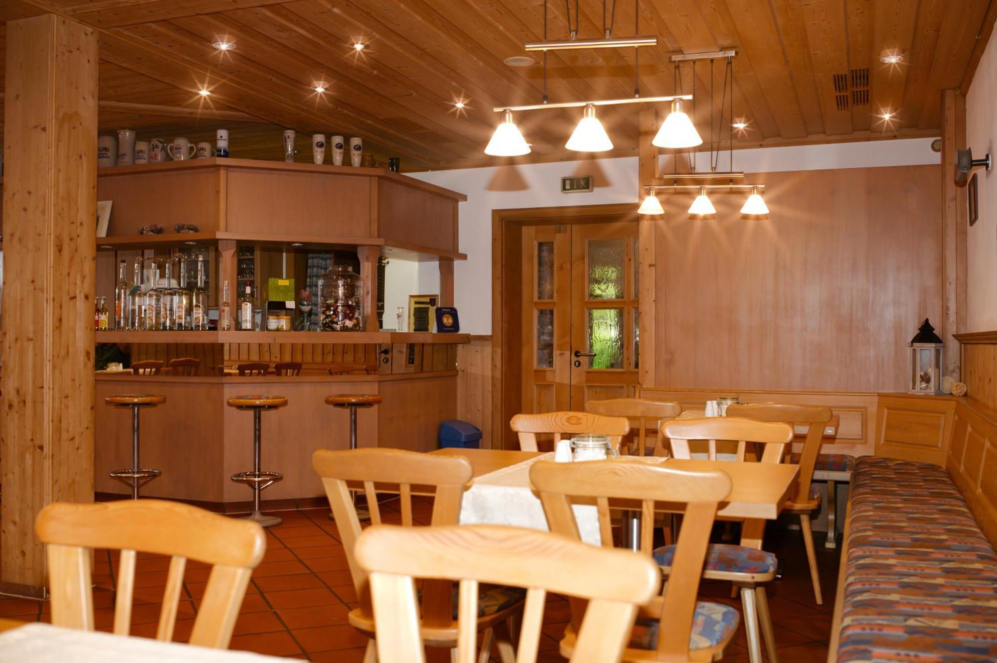 Hotel Waldhaus Romhild Екстериор снимка