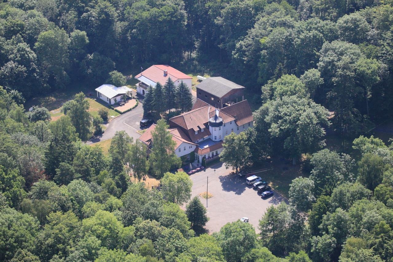Hotel Waldhaus Romhild Екстериор снимка